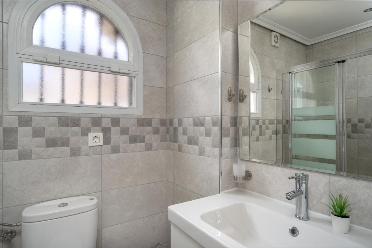 Stunning 3Br Flat Near Beach And Puerto Marina By Costarentals - Ref 150 Benalmádena Exteriör bild